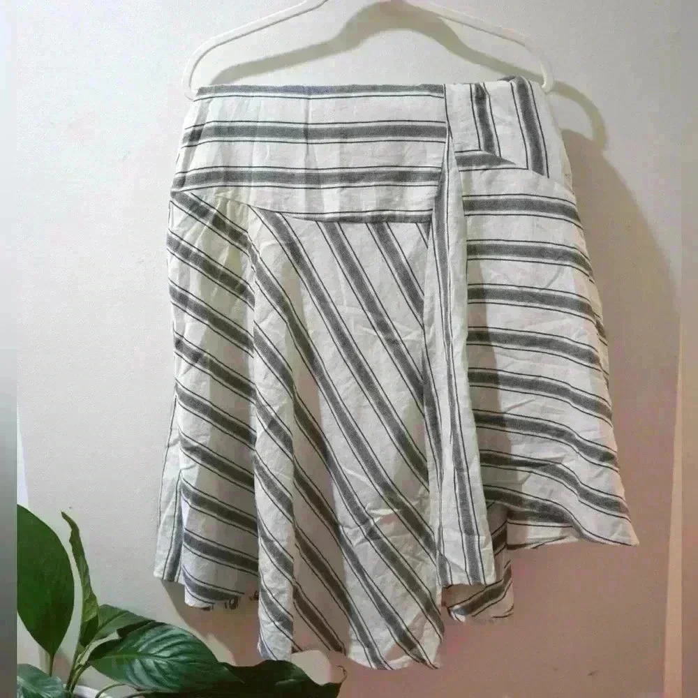 Mid length asymmetrical striped skirt